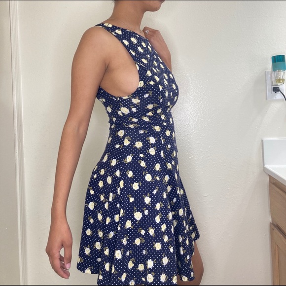 Polka Dot Floral Low Back Skater Dress - Picture 4 of 6